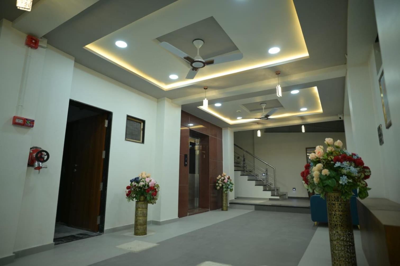 Hotel Aagman Palanpur Zewnętrze zdjęcie
